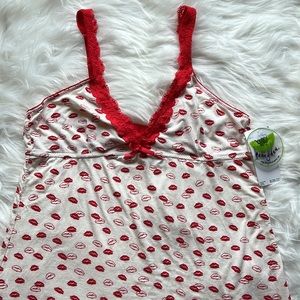 NWT Honeydew Intimates Hot Lips Chemise